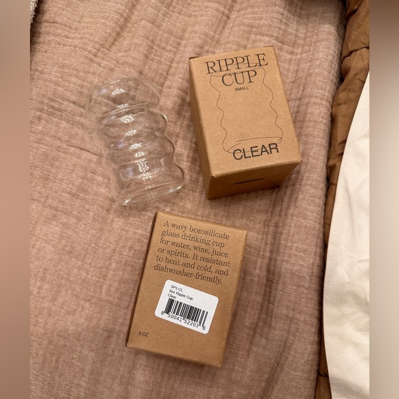 Sophie Lou Jacobsen Clear Ripple Cup - Picture 3 of 5